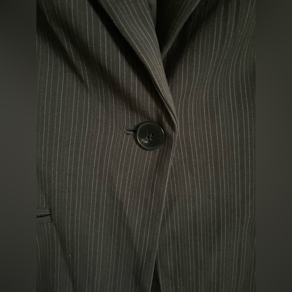 Liz Claiborne Petit  Long Sleeve Blazer - Picture 3 of 12